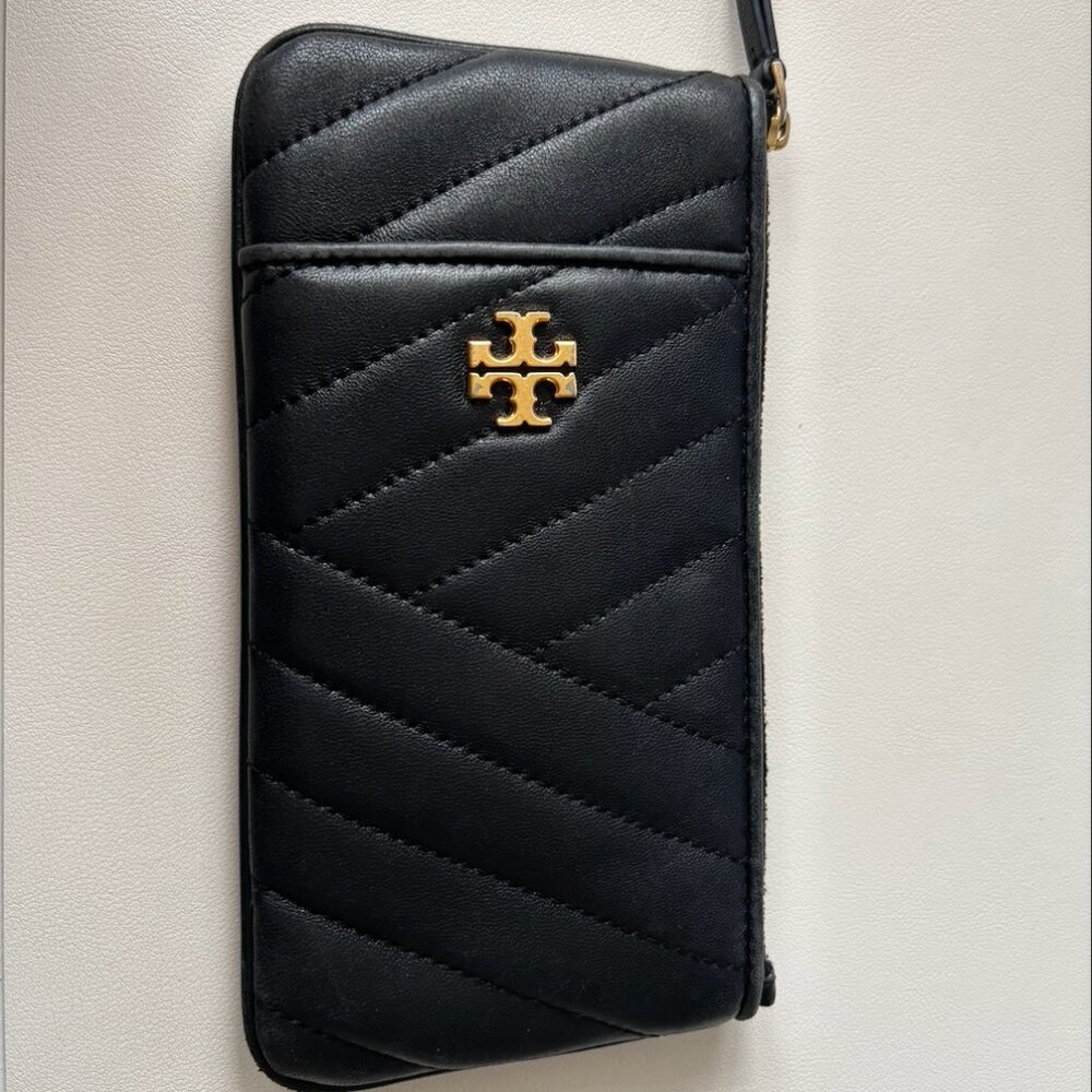 Tory Burch Kira Chevron Phone Wallet Quilted Leather BLACK